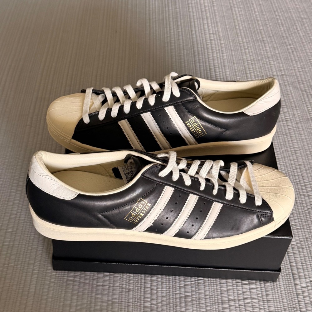 New Adidas Mens Superstar 82 Core Black Chalk White Leather Sneakers Size 13.5
